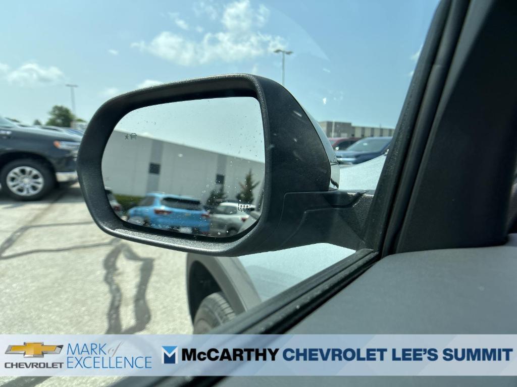 new 2025 Chevrolet Traverse car, priced at $43,000