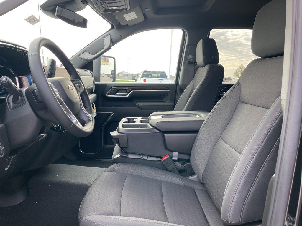 new 2025 Chevrolet Silverado 2500 car, priced at $67,475