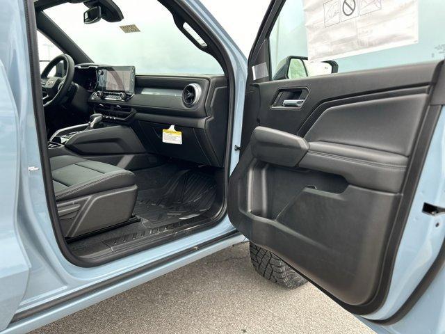 new 2025 Chevrolet Colorado car, priced at $49,500