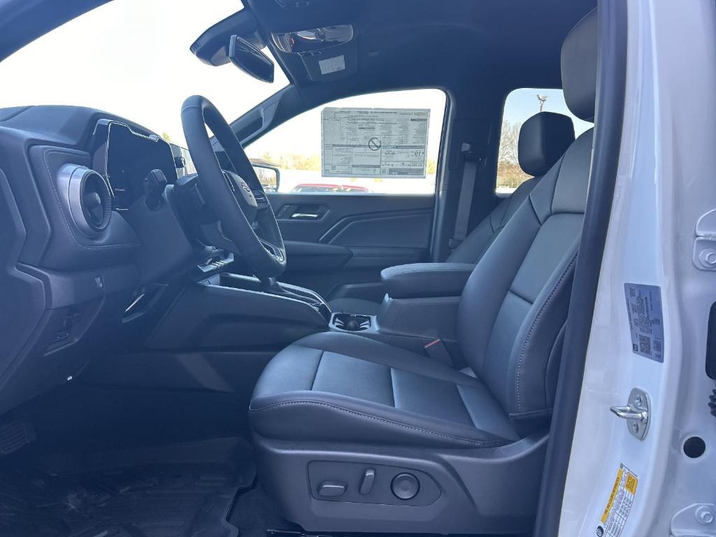 new 2025 Chevrolet Colorado car, priced at $44,360