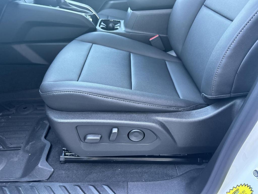 new 2025 Chevrolet Colorado car, priced at $44,360