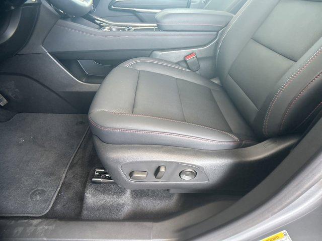used 2025 Chevrolet Traverse car, priced at $50,500