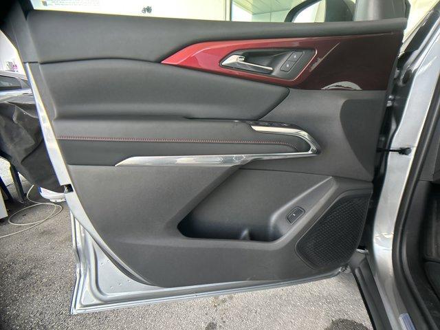 used 2025 Chevrolet Traverse car, priced at $50,500
