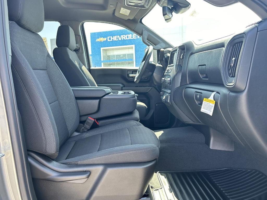 new 2025 Chevrolet Silverado 2500 car, priced at $66,090