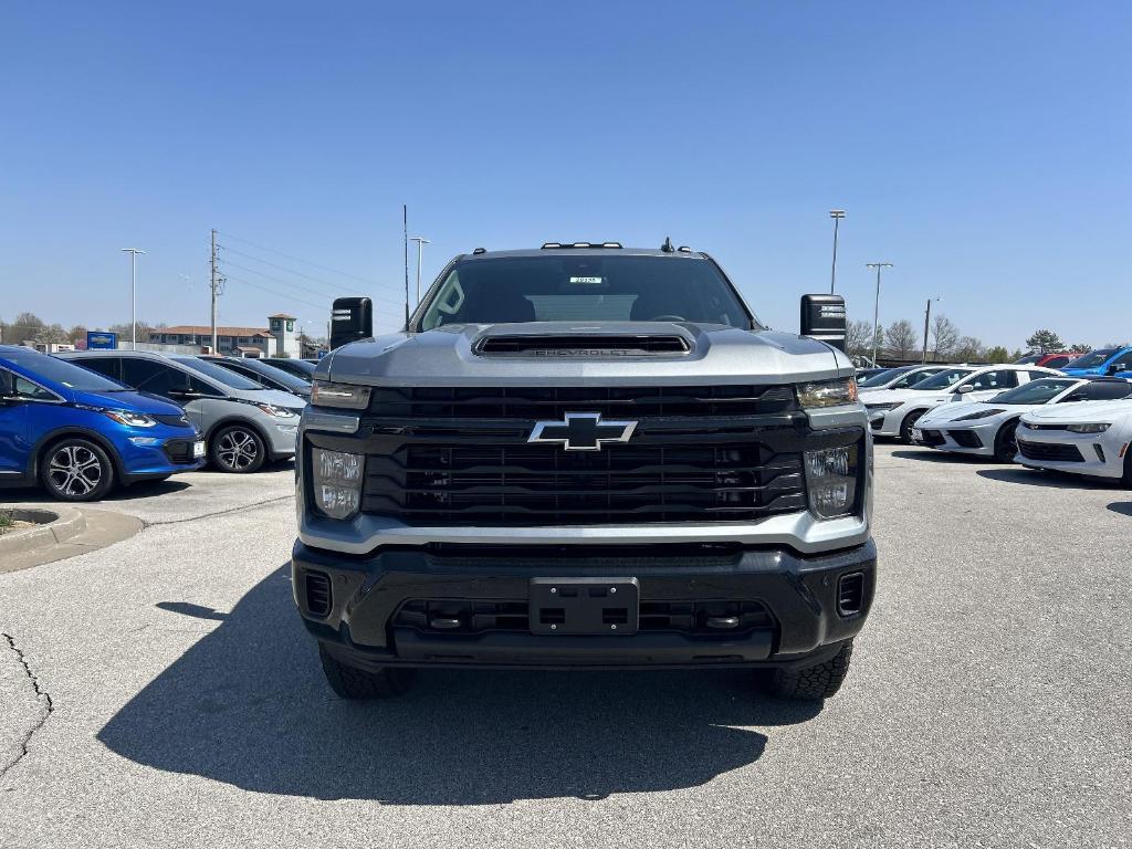 new 2025 Chevrolet Silverado 2500 car, priced at $66,090