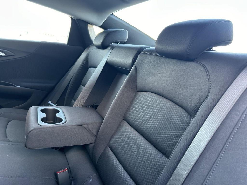 new 2025 Chevrolet Malibu car, priced at $30,315