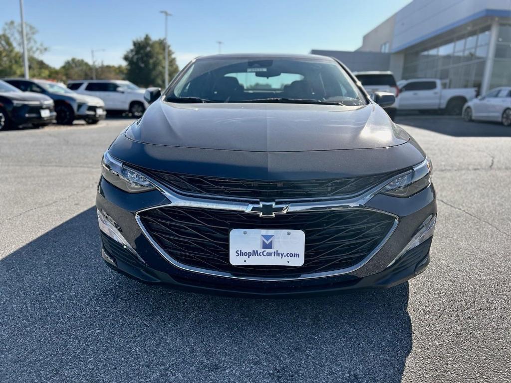 new 2025 Chevrolet Malibu car, priced at $30,315