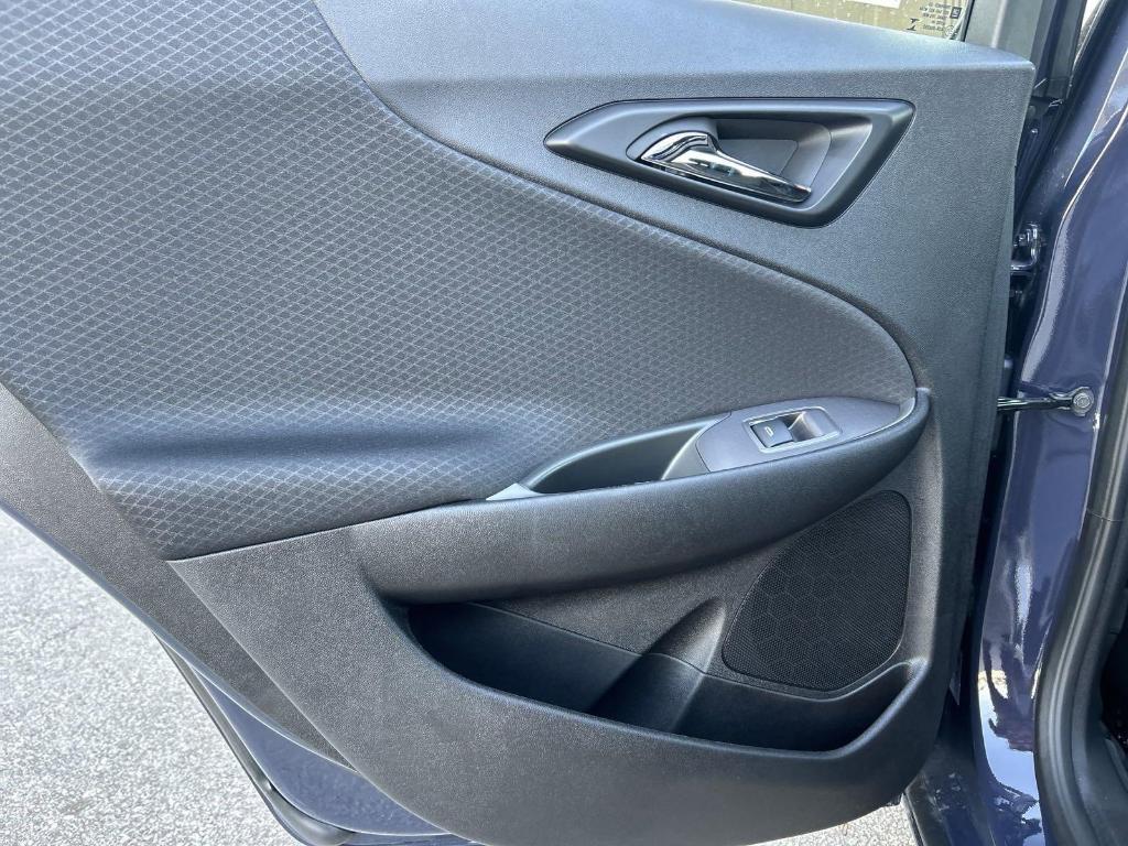 new 2025 Chevrolet Malibu car, priced at $30,315