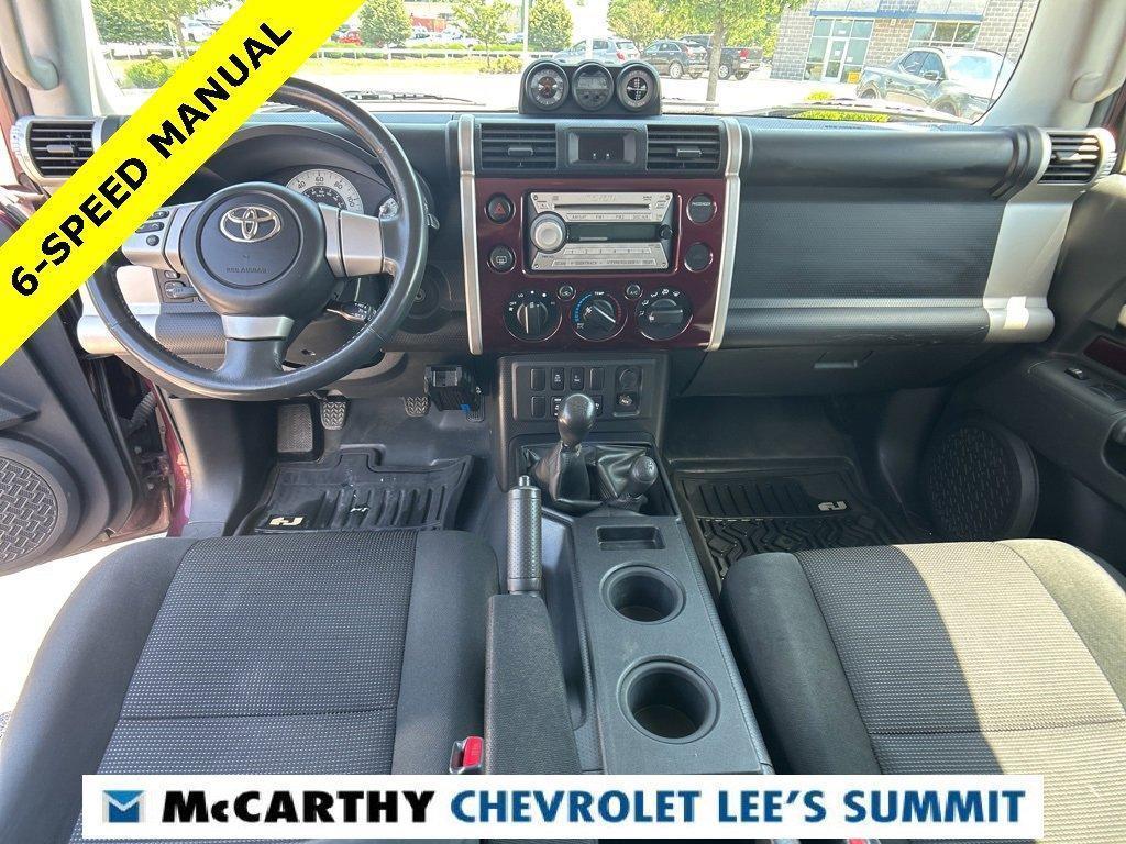 used 2007 Toyota FJ Cruiser car, priced at $13,000