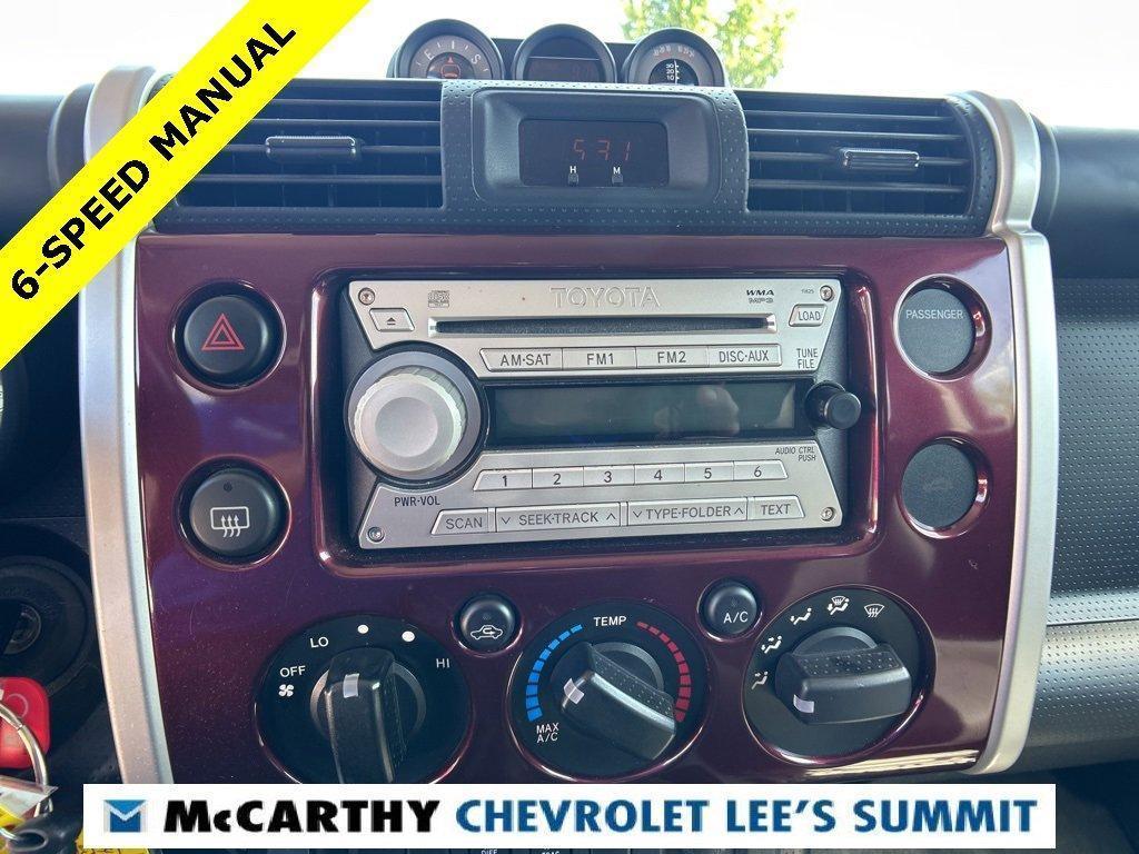 used 2007 Toyota FJ Cruiser car, priced at $13,000