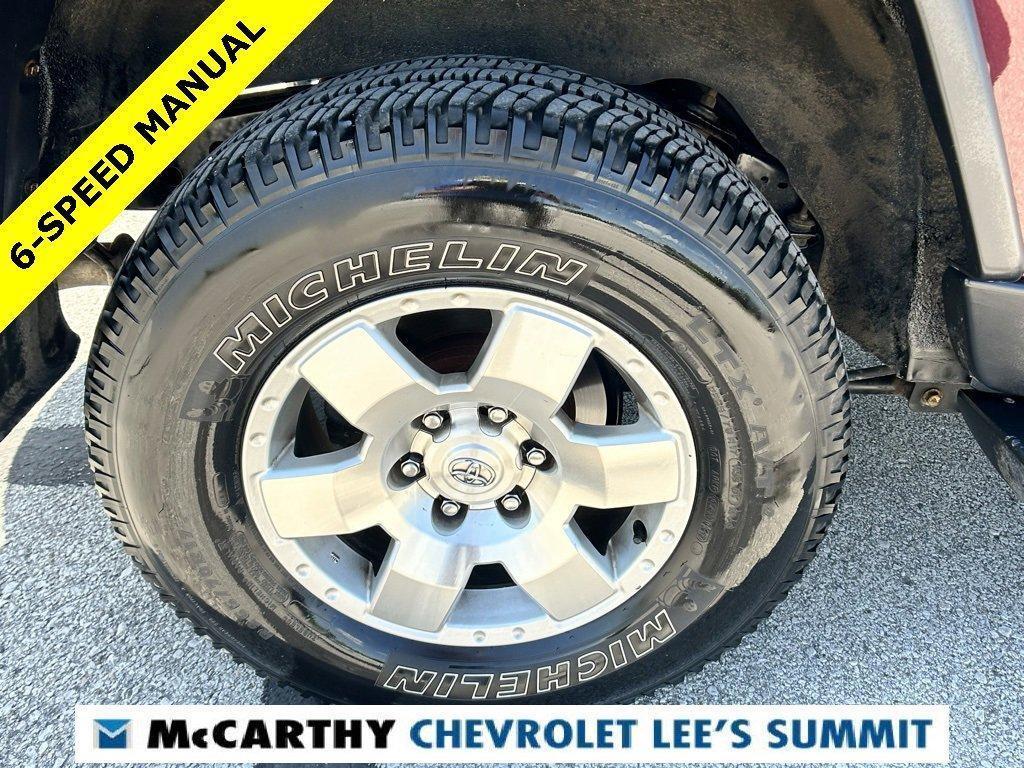 used 2007 Toyota FJ Cruiser car, priced at $13,000