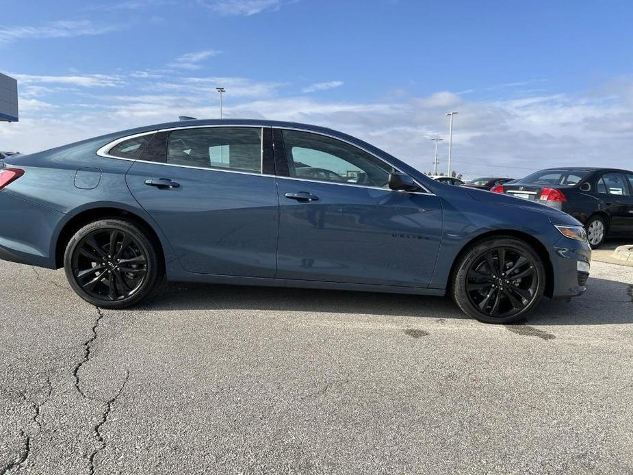 new 2025 Chevrolet Malibu car, priced at $29,640