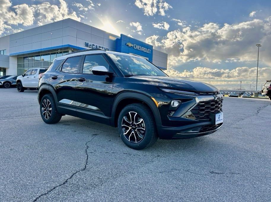 new 2025 Chevrolet TrailBlazer car, priced at $28,564