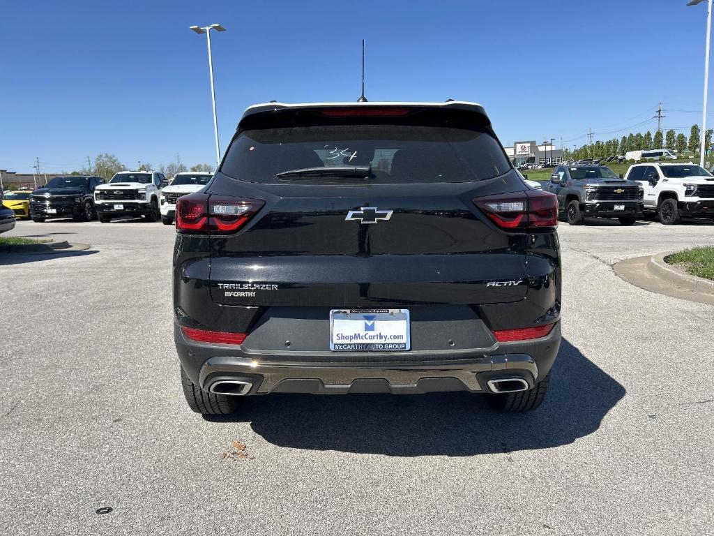 new 2025 Chevrolet TrailBlazer car, priced at $28,335