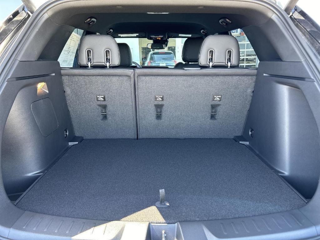 new 2025 Chevrolet TrailBlazer car, priced at $28,335