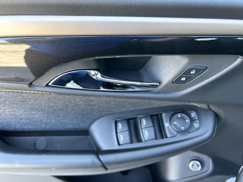new 2025 Chevrolet TrailBlazer car, priced at $28,335