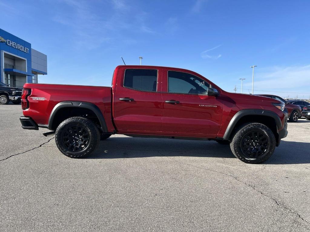 new 2025 Chevrolet Colorado car, priced at $45,990