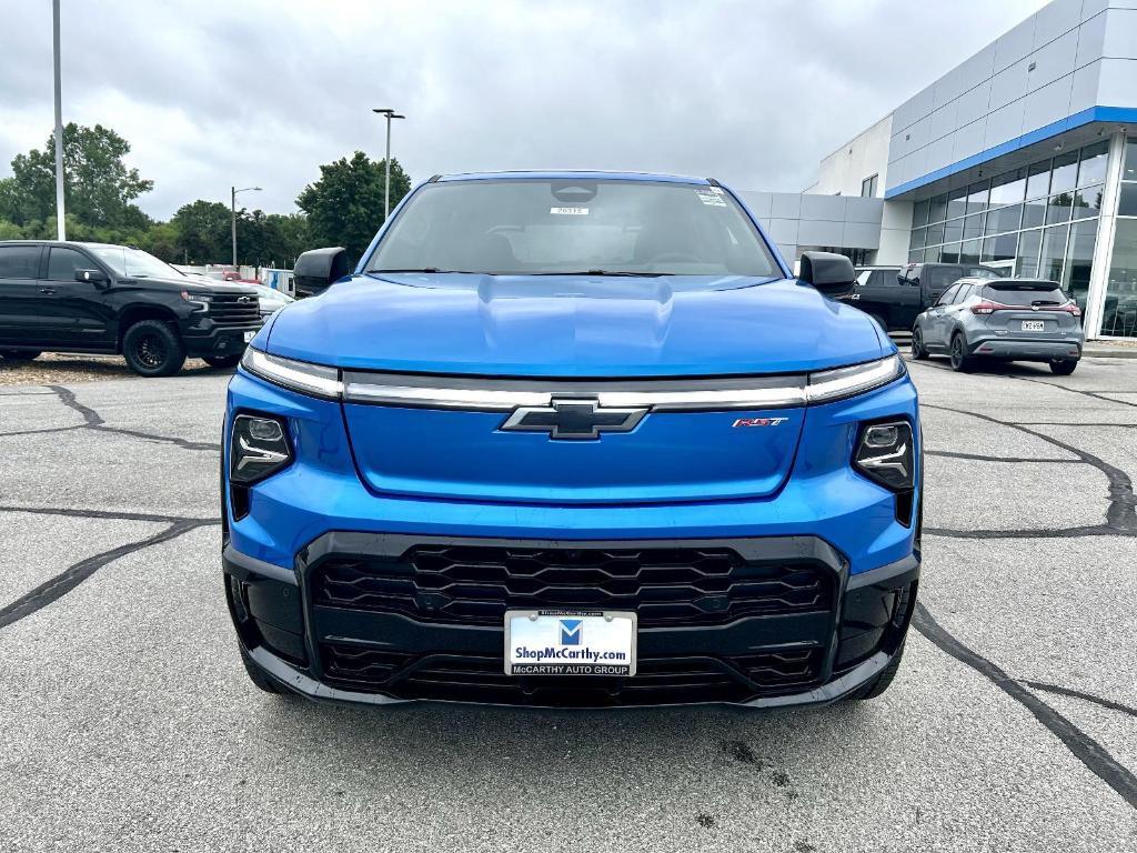 new 2025 Chevrolet Silverado EV car