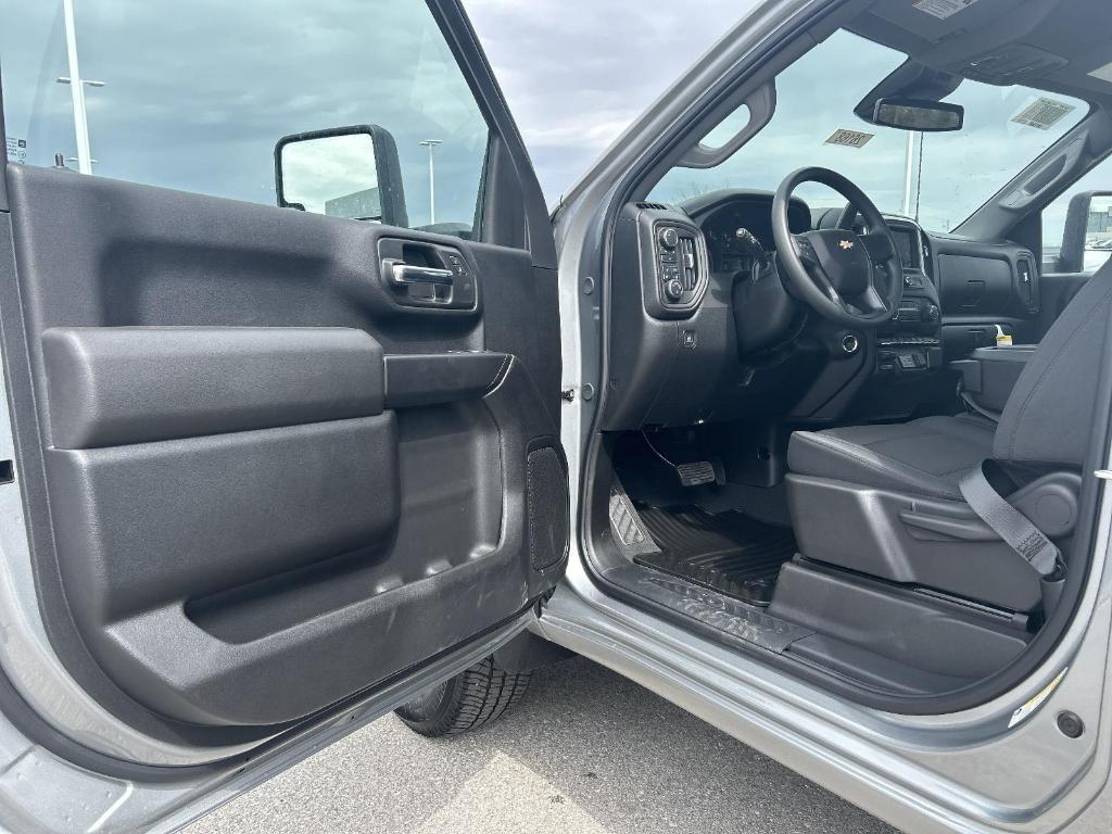 new 2025 Chevrolet Silverado 3500 car, priced at $52,110