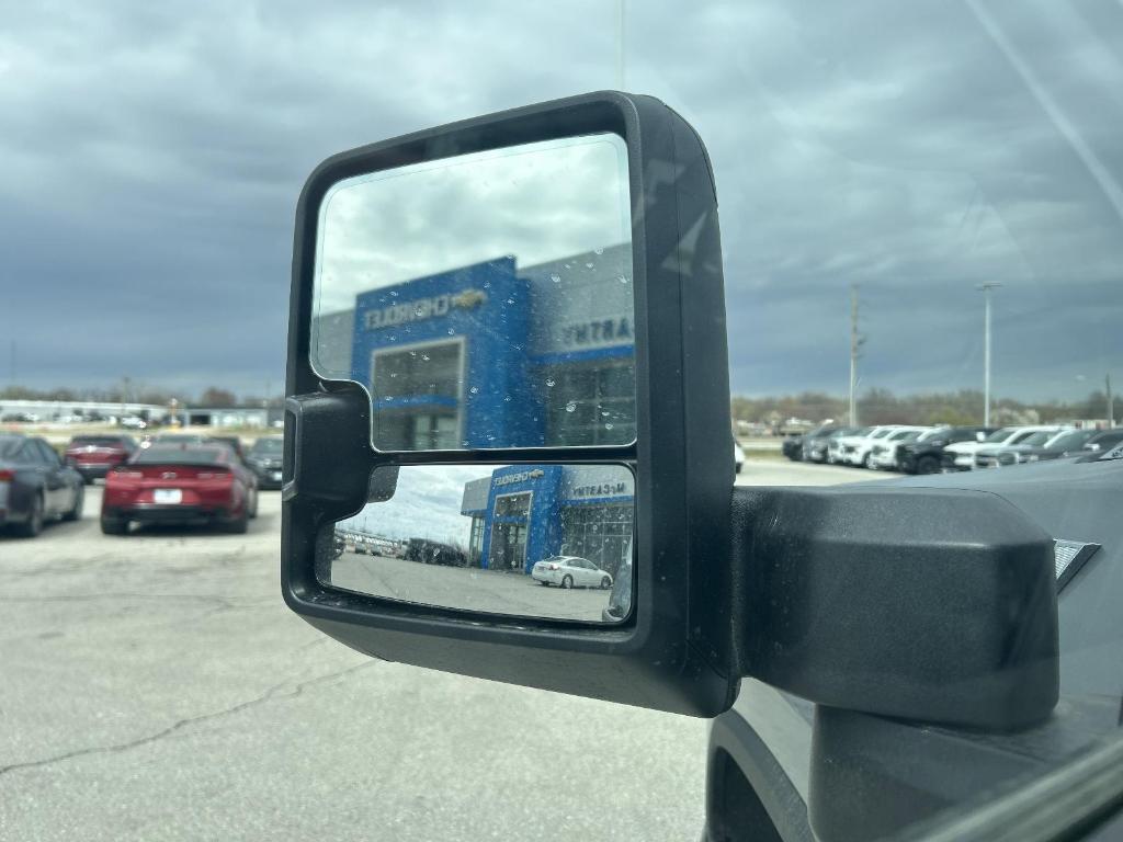 new 2025 Chevrolet Silverado 3500 car, priced at $52,110