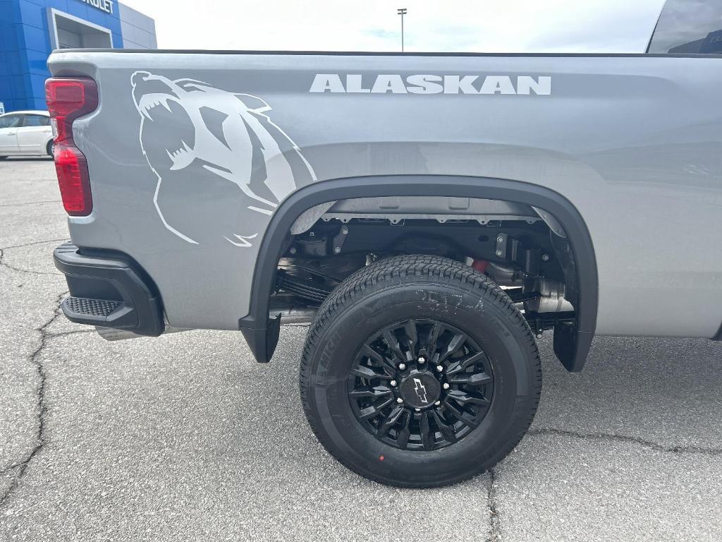 new 2025 Chevrolet Silverado 3500 car, priced at $52,110