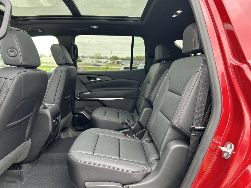 new 2025 Chevrolet Traverse car, priced at $56,200