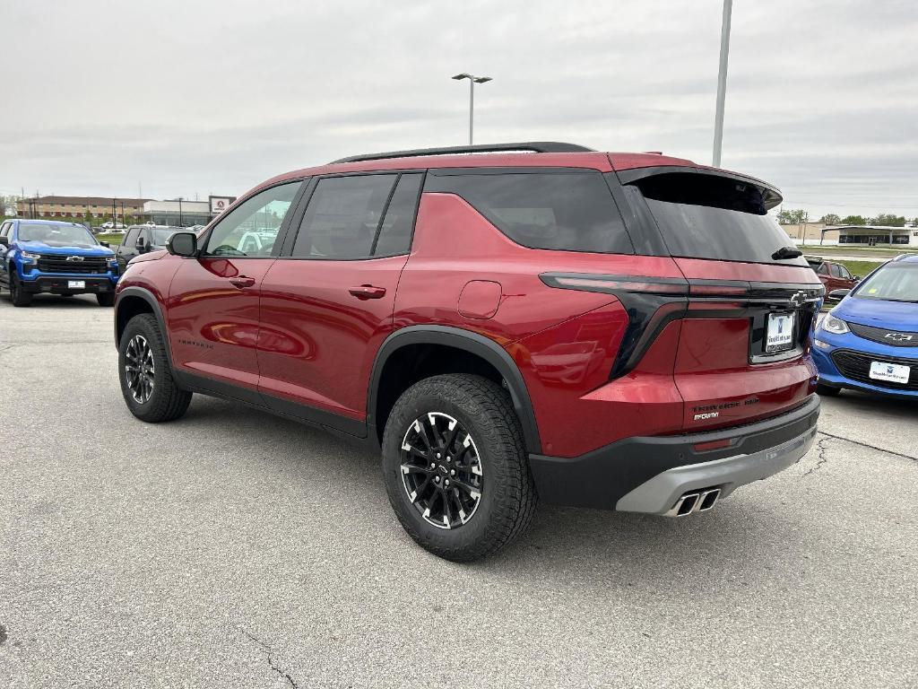 new 2025 Chevrolet Traverse car, priced at $56,200