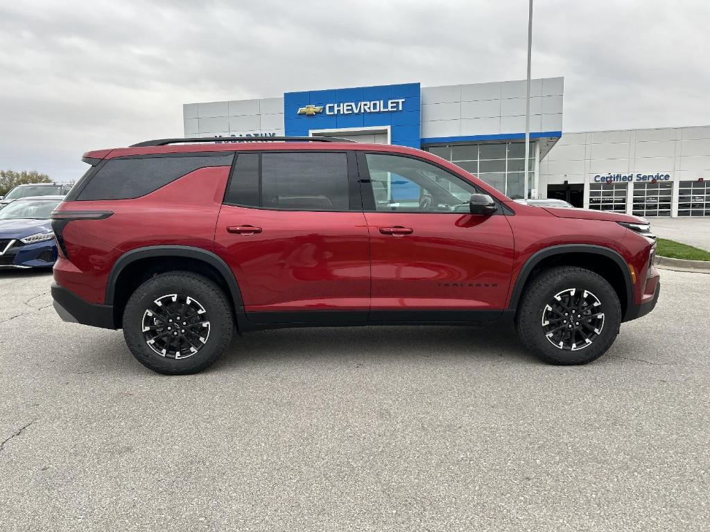 new 2025 Chevrolet Traverse car, priced at $56,200