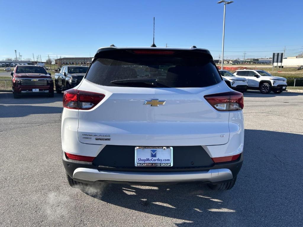 new 2025 Chevrolet TrailBlazer car, priced at $29,820