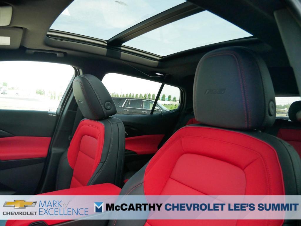 new 2025 Chevrolet Equinox EV car, priced at $33,840