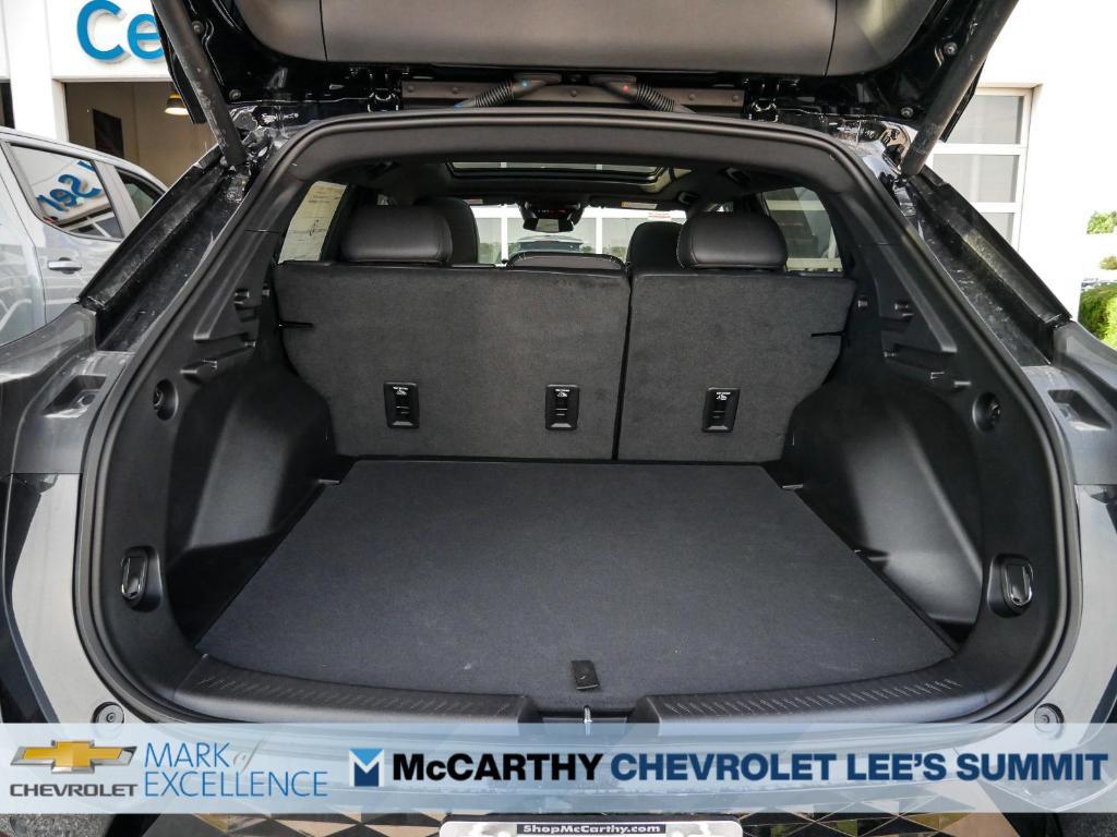 new 2025 Chevrolet Equinox EV car, priced at $33,840