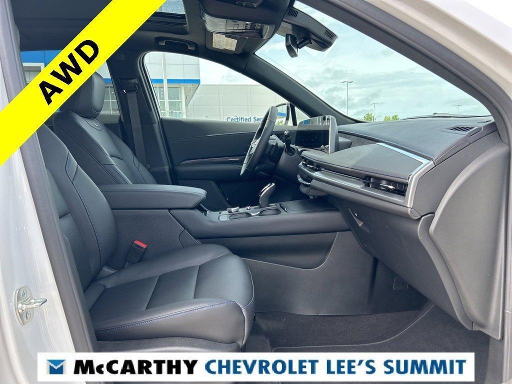 used 2024 Cadillac XT4 car, priced at $43,800