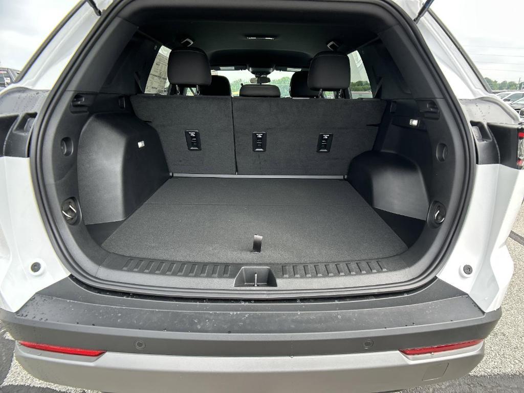 new 2026 Chevrolet Equinox car, priced at $31,245