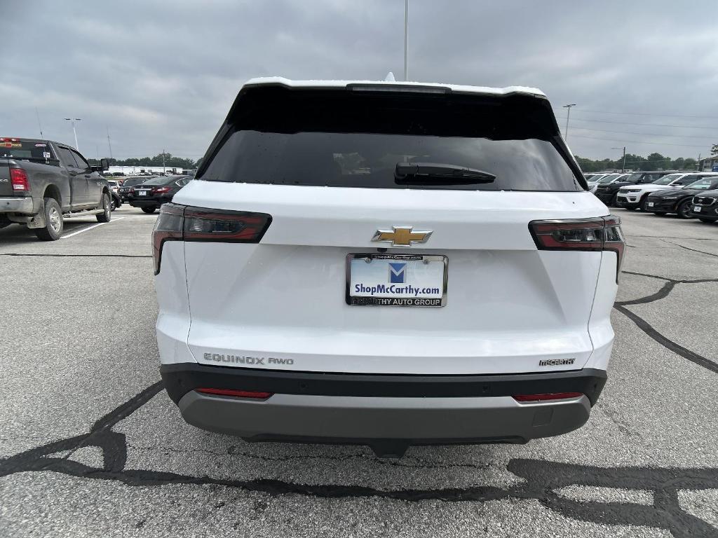 new 2026 Chevrolet Equinox car, priced at $31,245
