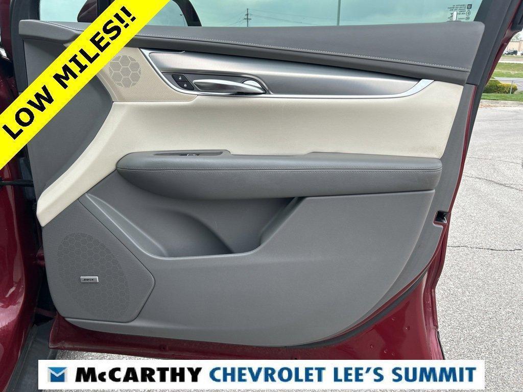 used 2017 Cadillac XT5 car, priced at $21,700