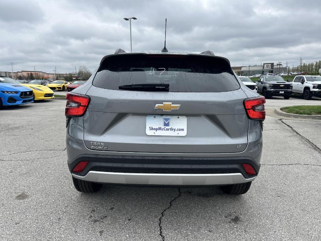 new 2025 Chevrolet Trax car, priced at $25,385