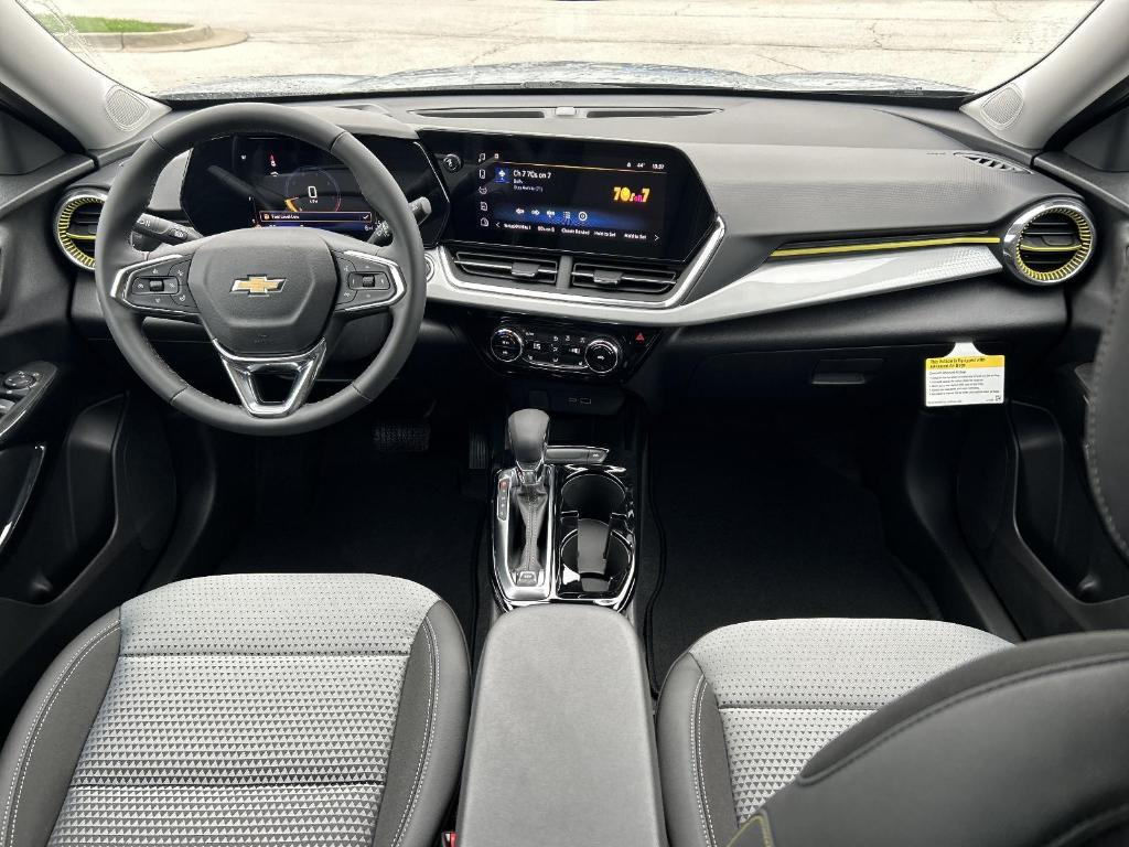 new 2025 Chevrolet Trax car, priced at $25,385