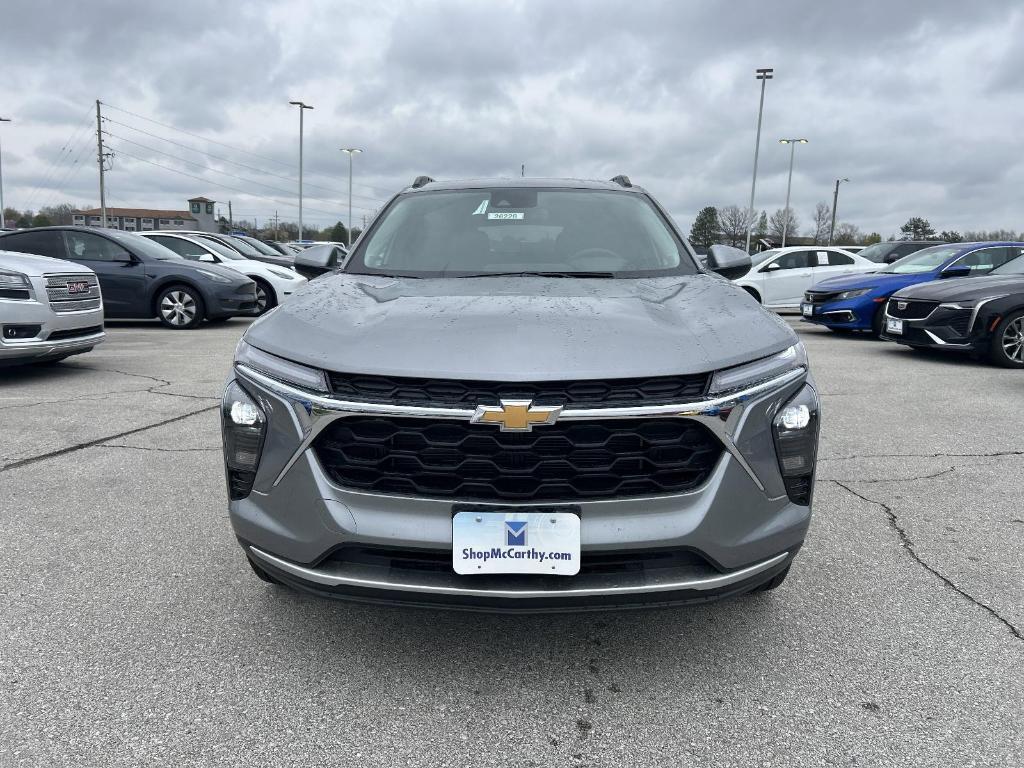 new 2025 Chevrolet Trax car, priced at $25,385