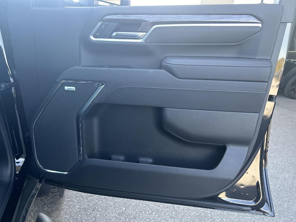 new 2025 Chevrolet Silverado 2500 car, priced at $82,610