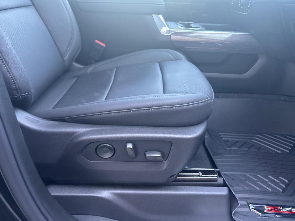 new 2025 Chevrolet Silverado 2500 car, priced at $82,610