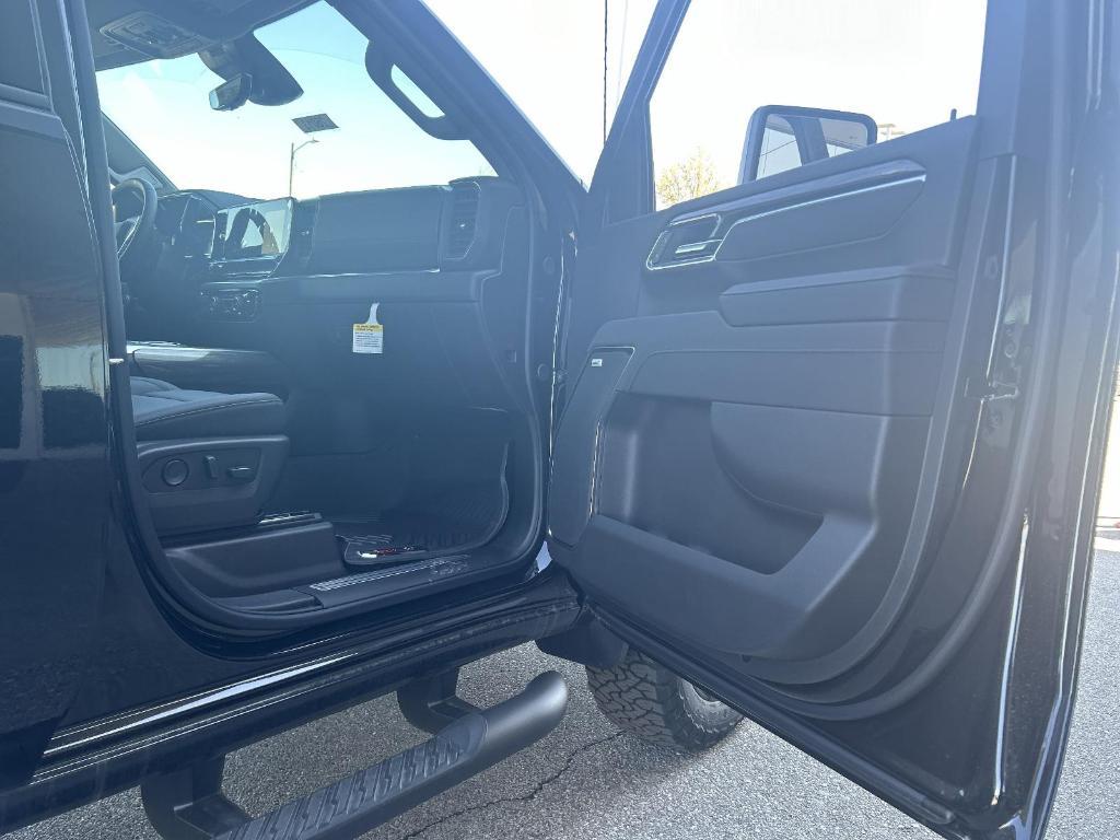 new 2025 Chevrolet Silverado 2500 car, priced at $82,610