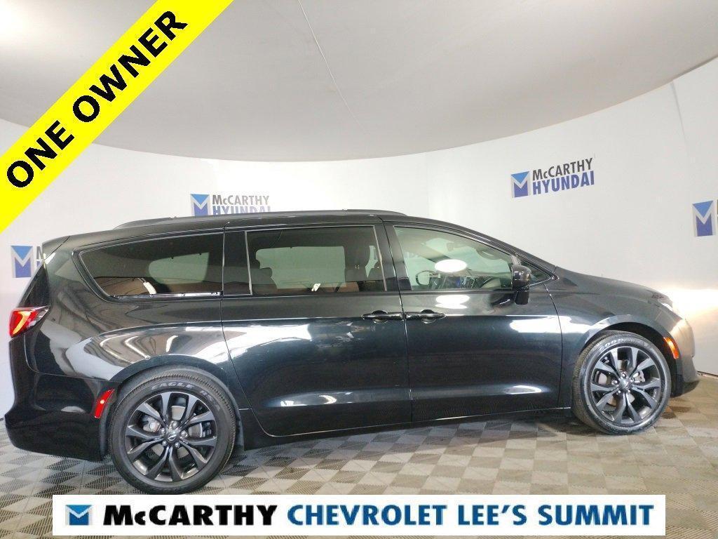 used 2018 Chrysler Pacifica car, priced at $16,750