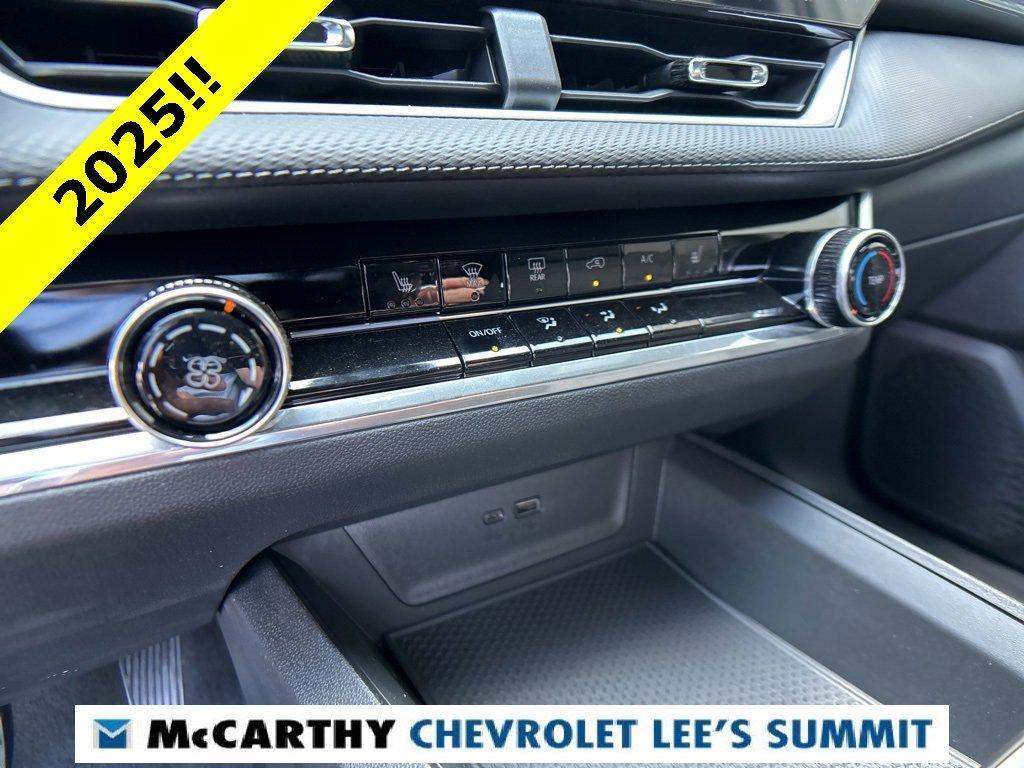 used 2025 Chevrolet Equinox car, priced at $30,300