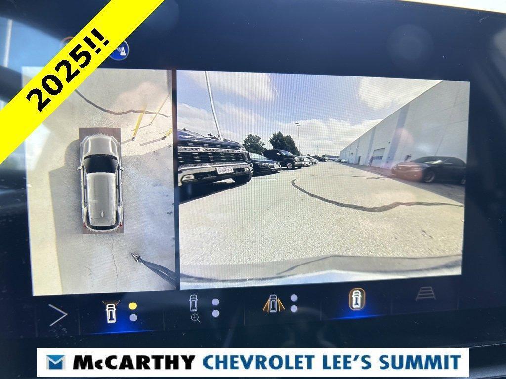 used 2025 Chevrolet Equinox car, priced at $30,300