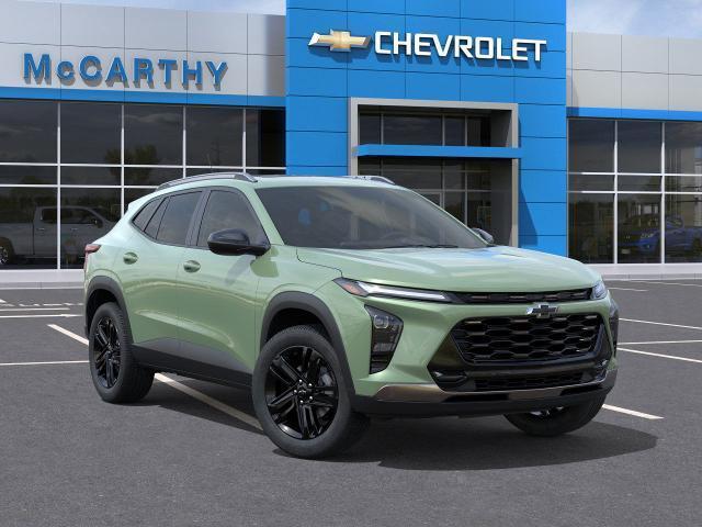 new 2025 Chevrolet Trax car
