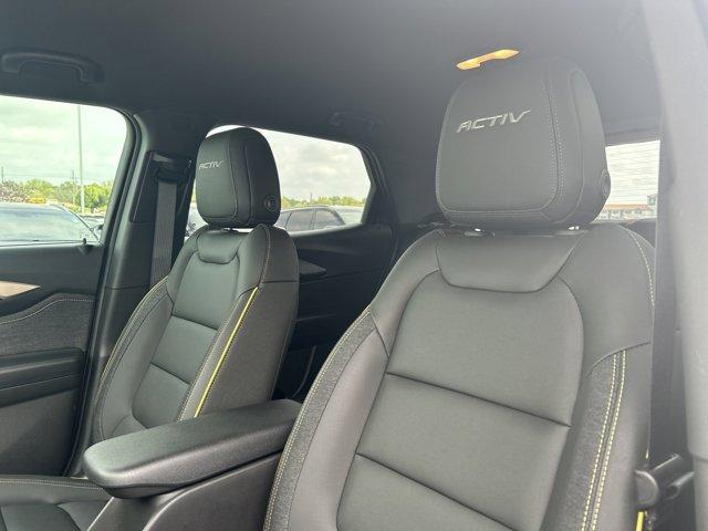 new 2025 Chevrolet TrailBlazer car, priced at $28,835