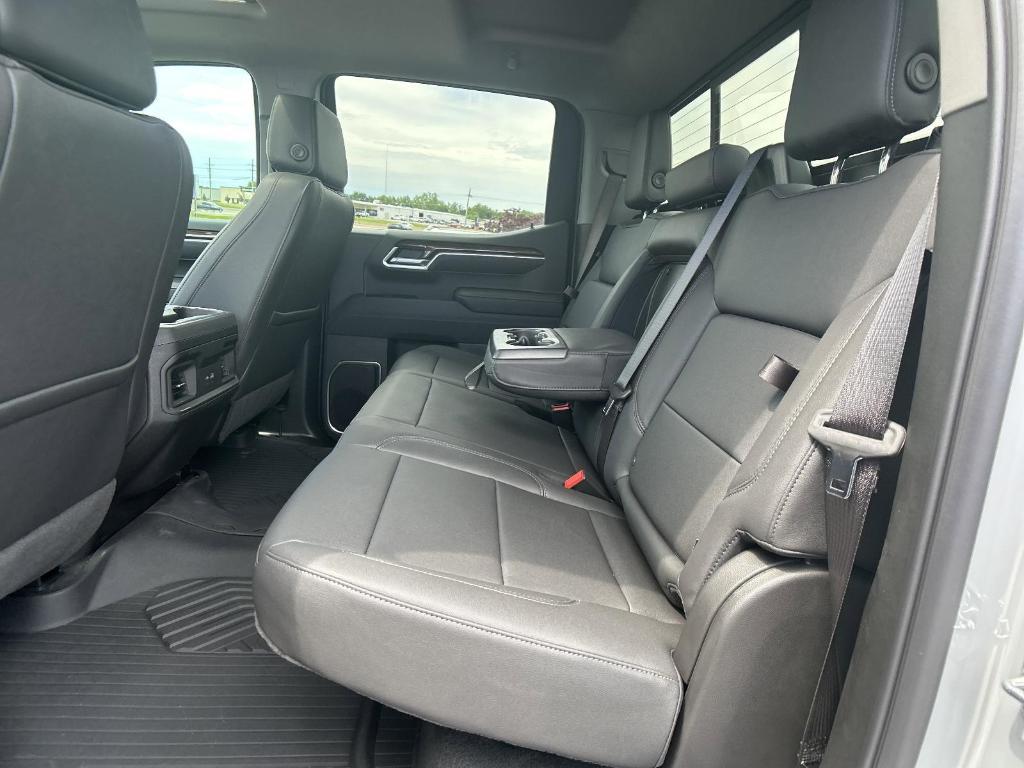 new 2025 Chevrolet Silverado 1500 car