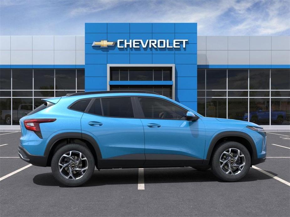 new 2025 Chevrolet Trax car