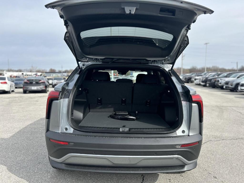 new 2025 Chevrolet Blazer EV car, priced at $36,235