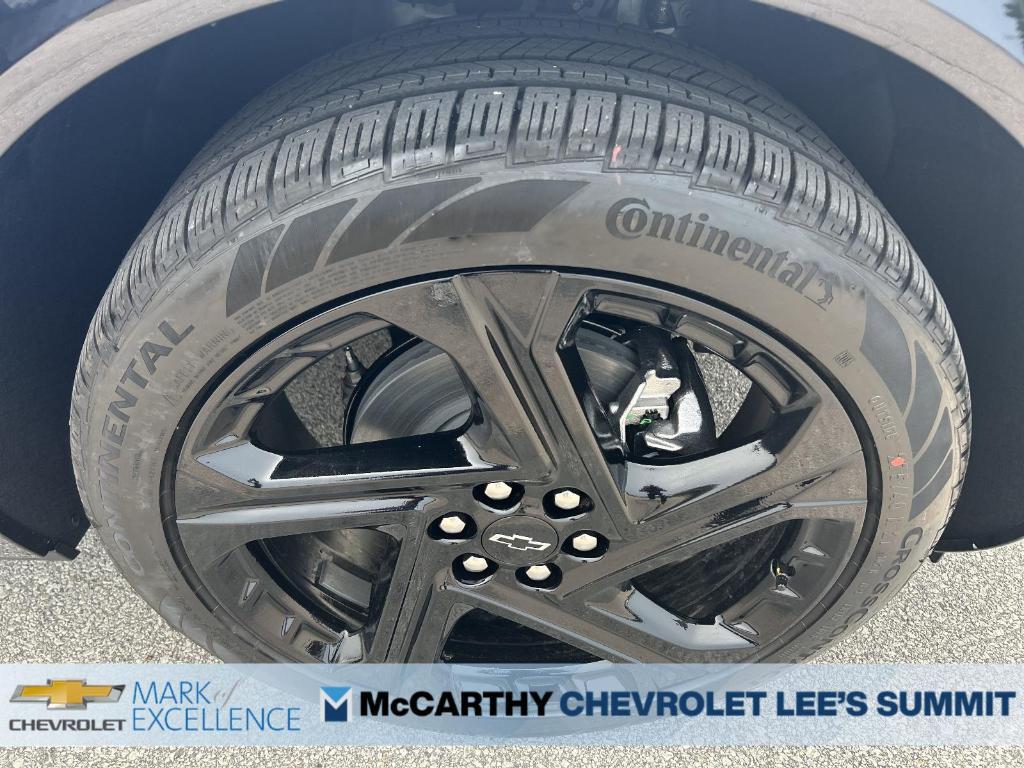 new 2025 Chevrolet Equinox EV car, priced at $33,840